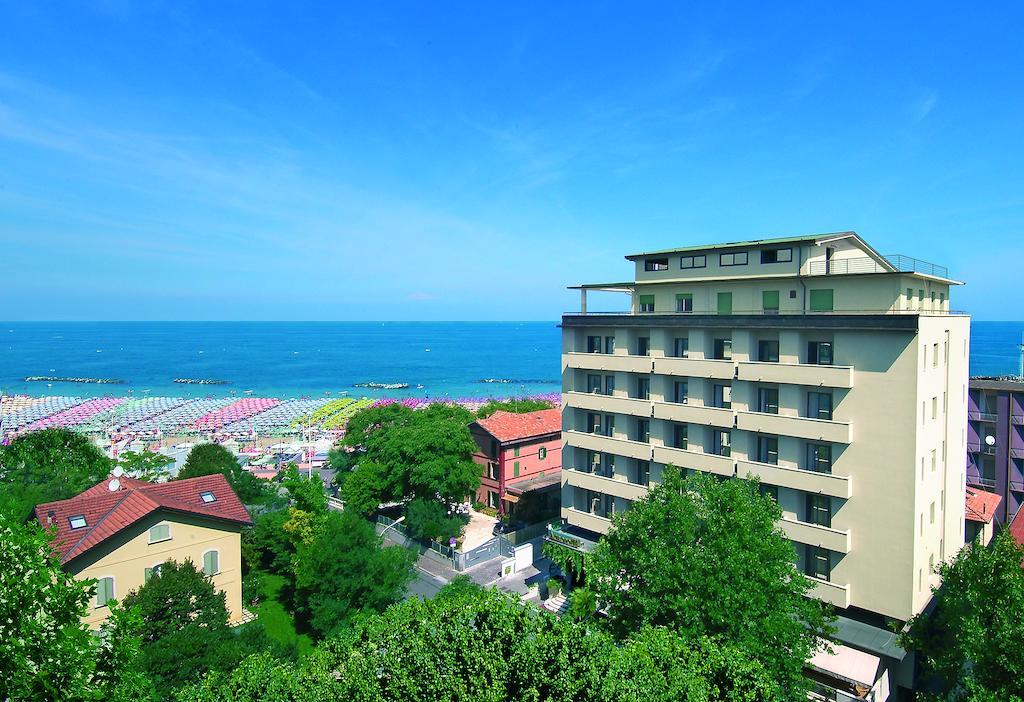 Hotel Acropolis Каттолика Экстерьер фото
